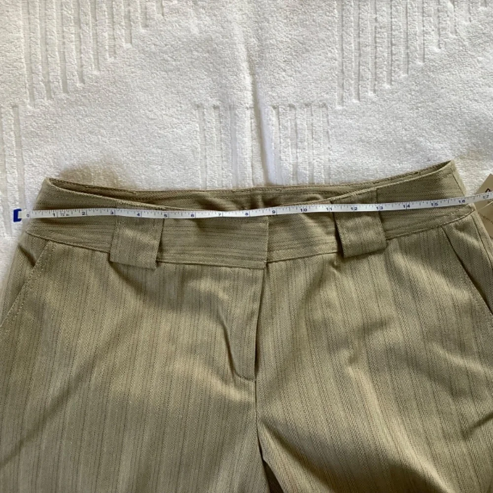DKNY Cropped Cuffed Wide Leg Stretch Pant Striped Taupe SZ 10